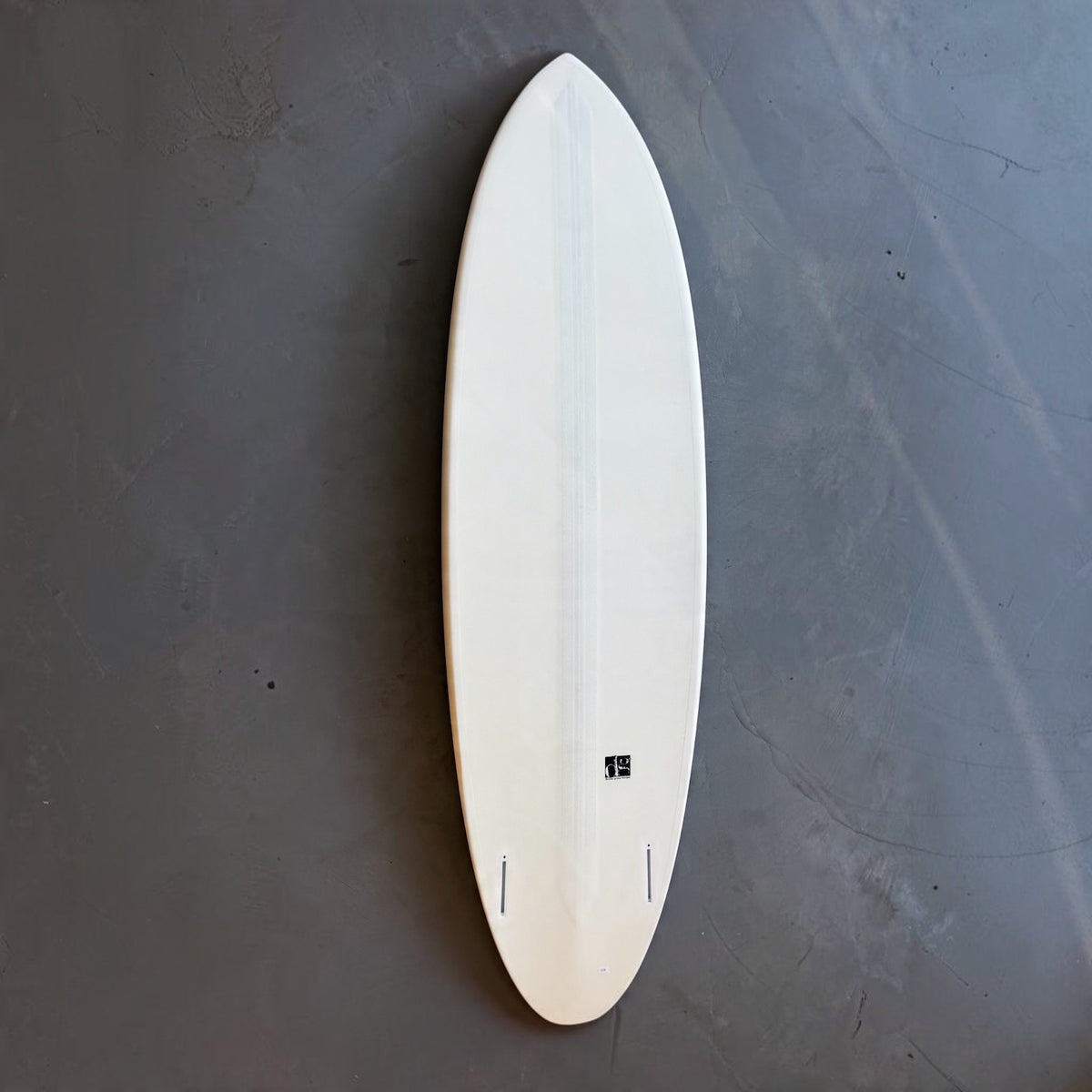 6'8 MID TWIN (EPOXY) - BONE back