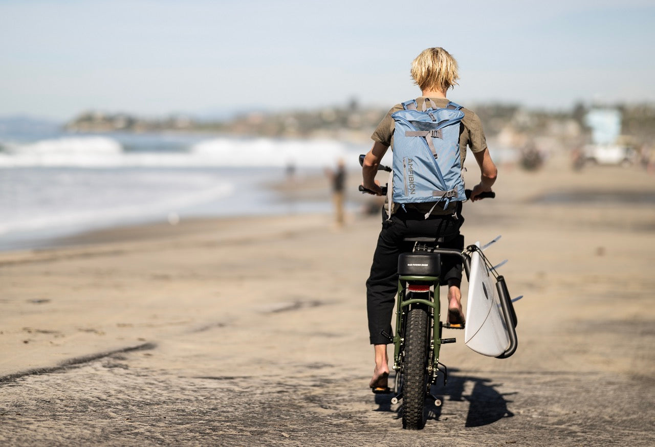 SHORELINE Convertible Changing Mat Backpack