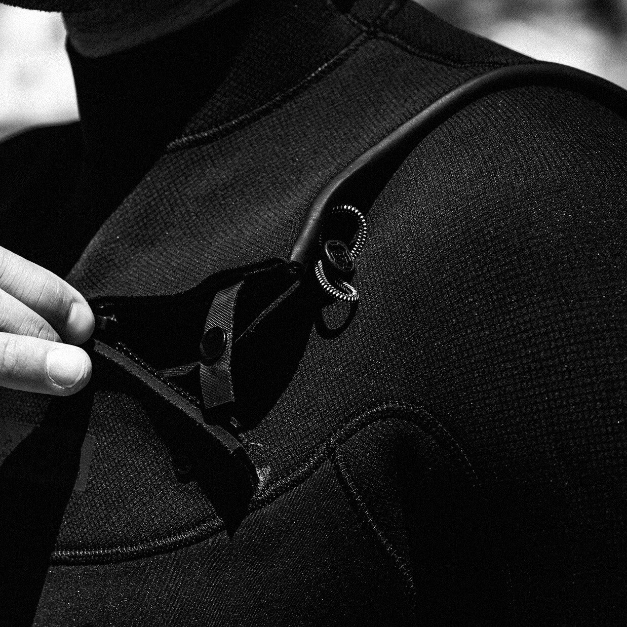 XTEND - Front Zip 4/3mm (Men) ('26)