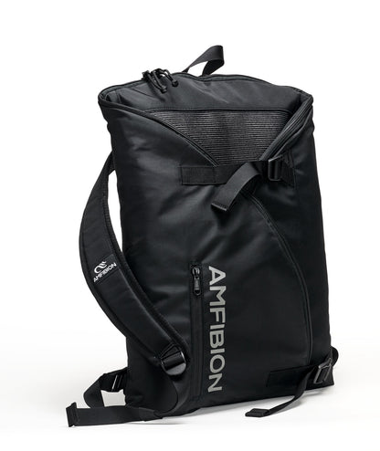 SHORELINE Convertible Changing Mat Backpack
